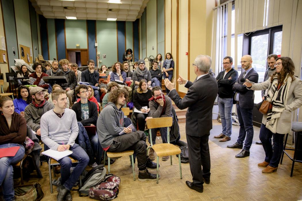 Rencontre avec les élèves en formation jazz et musiques actuelles amplifiée