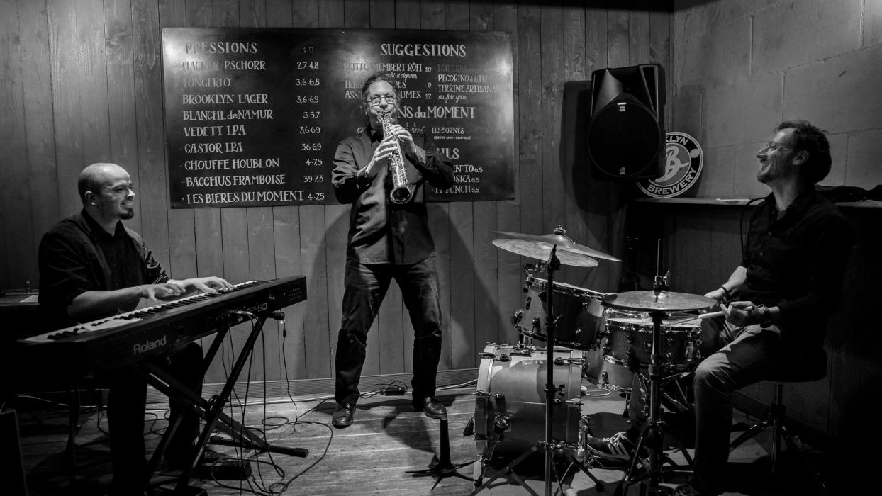 Tinkty Boom lors du barathon du festival Émergences © Rémi Angeli – à La Réserve